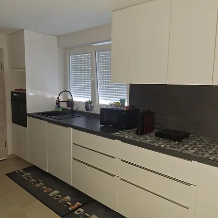 Nouveau Appartement, *